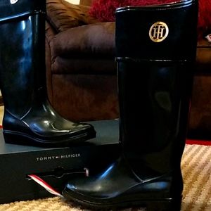 Tommy Hilfiger rain boots